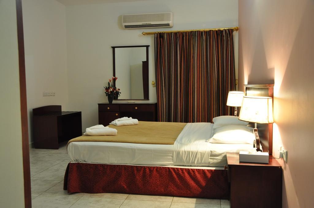 Sahara Hotel Apartments Muscat Exterior photo